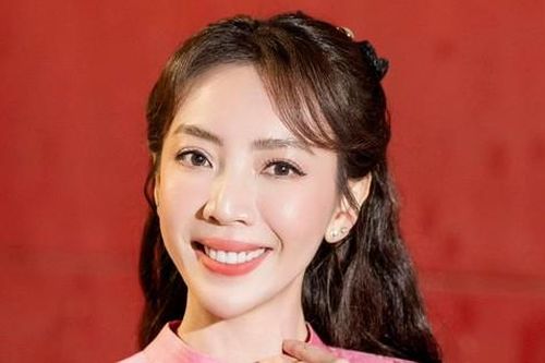 Tạo nên kỷ lục mới của điện ảnh Việt, 'đạo diễn trăm tỷ' Thu Trang tiếp tục hé lộ dự án mới 'cực hot'