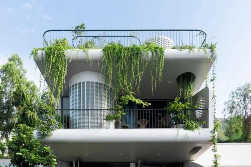Ngỡ ngàng nhà phố mềm mại giữa biển và núi tại Nha Trang
