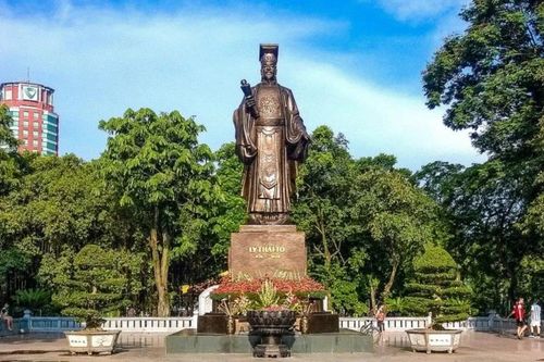 Hà Nội: Ngắm lại Vườn hoa Lý Thái Tổ trước khi cải tạo