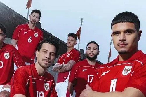 HLV Bahrain gọi tuyển Indonesia là 'Hà Lan hóa'