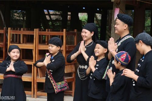 Bản làng cổ tích giữa thủ đô gió ngàn