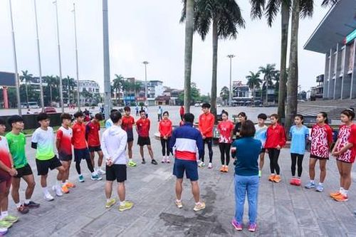 Các vận động viên đổ về Quảng Trị, sẵn sàng cho Tiền Phong Marathon 2025