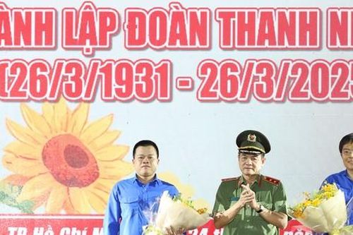 Vinh danh 30 gương mặt trẻ tiêu biểu trong lực lượng công an TPHCM