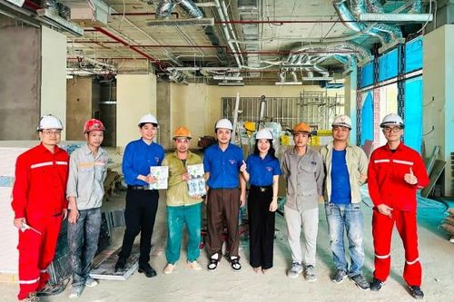Tuổi trẻ PV Power tiếp sức nơi công trường dự án nhân dịp Tháng Thanh niên