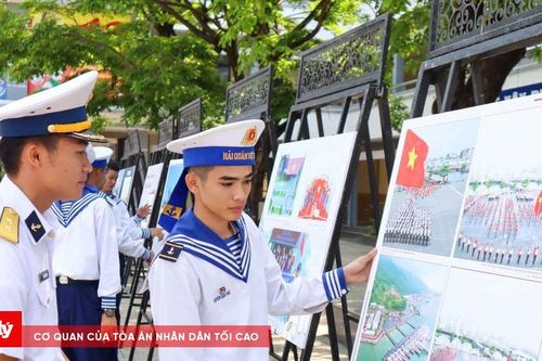 Vùng 3 Hải quân tổ chức triển lãm 'Tuổi trẻ với biển, đảo quê hương'
