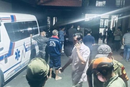 Vụ chủ nhà tá hỏa phát hiện người lạ tử vong trong bếp: Công an trích xuất camera