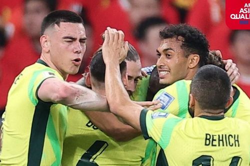 Thua trắng Australia, Trung Quốc dần tan mộng World Cup