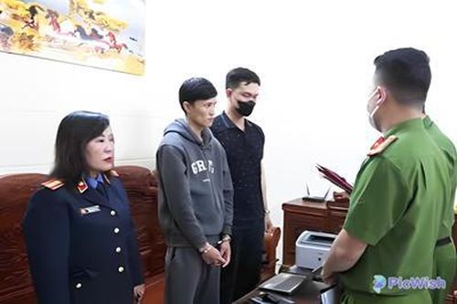 Phê chuẩn khởi tố 2 đối tượng vận chuyển ma túy thuê