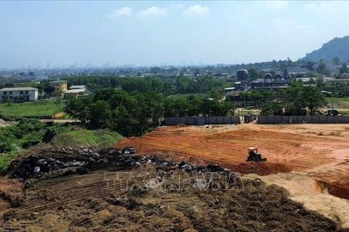 Kiểm tra, xử lý hàng trăm tấn chất thải bị chôn lấp trái phép