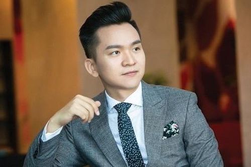 Nam MC từng chống chọi với căn bệnh ung thư máu, cuộc sống hiện tại khiến nhiều người ngưỡng mộ