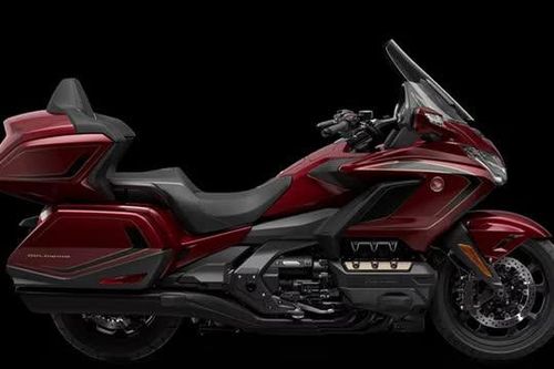 Top 10 môtô touring đáng mua nhất năm 2025: Honda Gold Wing đứng đầu