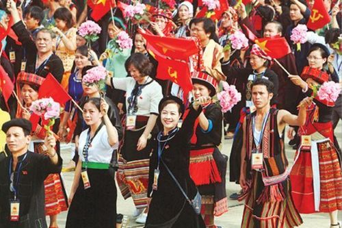 Giải đáp câu hỏi: Việt Nam có bao nhiêu họ, dòng họ nào phổ biến nhất Việt Nam và những cái tên bị cấm khai sinh ở nước ta