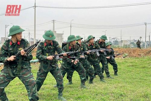Những ngày đầu trong quân ngũ