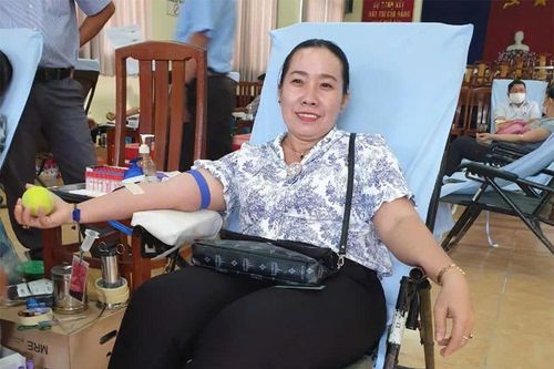 Tấm gương sáng về một hiệu trưởng