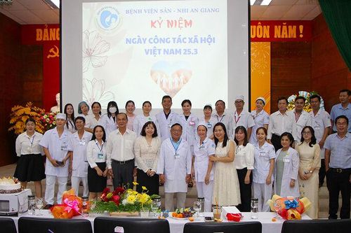 Bệnh viện Sản - Nhi An Giang kỷ niệm Ngày công tác xã hội Việt Nam 25/3