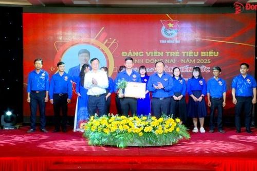 Tuổi trẻ Đồng Nai tự hào, vững tin theo Đảng