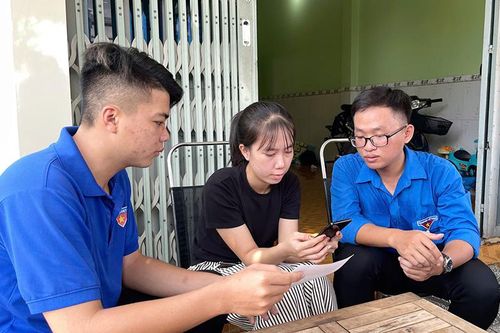 Đẩy mạnh thực hiện thanh toán không dùng tiền mặt