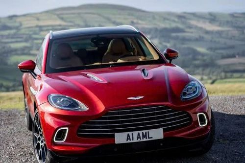Aston Martin DBX: Dòng xe SUV dẫn đầu xu thế, giá khoảng 4,6 tỷ đồng