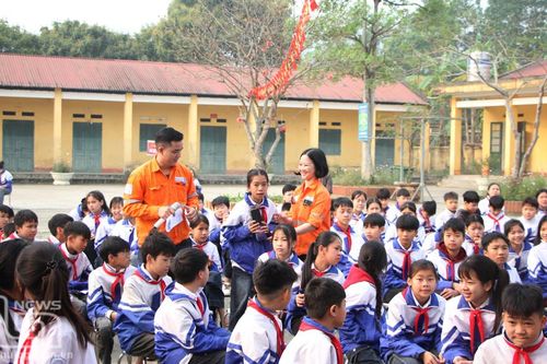 Núi Pháo lan tỏa kiến thức an toàn điện tới gần 400 học sinh