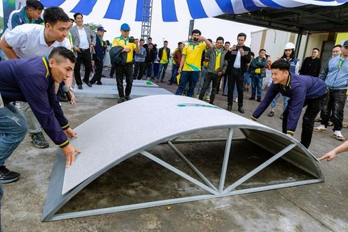 Saint-Gobain thúc đẩy phát triển vật liệu xanh và bền tại miền Trung