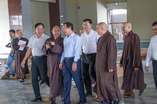 Bí thư Thành ủy TP.HCM Nguyễn Văn Nên thị sát kiểm tra nơi chuẩn bị tổ chức Đại lễ Vesak Liên Hiệp Quốc 2025