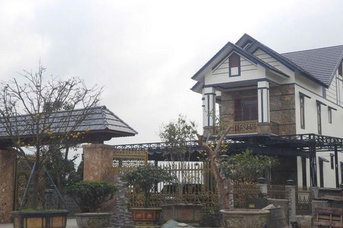 Bài 1: Cần kiên quyết xử lí hành vi lấn chiếm, xây dựng trái phép trên đất nhà văn hóa