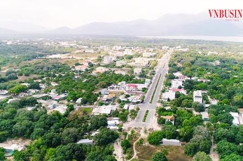 Thêm 'bom tấn' thổi hơi nóng vào thị trường nhà đất Cam Lâm