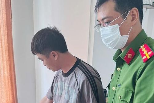Mua hóa chất sản xuất ma túy rồi đăng bán trên mạng