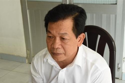 Giả cán bộ Thanh tra đến các quán cà phê 'xin quà', lừa thắng kiện tranh chấp đất đai