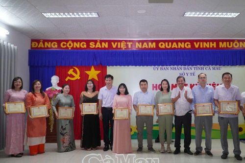 Vinh danh 30 cá nhân tiêu biểu trong công tác xã hội
