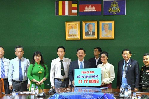 Đoàn cán bộ tỉnh Cà Mau thăm, chúc tết tại tỉnh Koh Kong