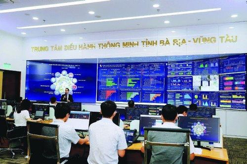 Đột phá phát triển khoa học công nghệ, đổi mới sáng tạo và chuyển đổi số