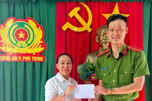 Người phụ nữ bất ngờ nhận lại 5 triệu đồng sau hơn 2 tháng tưởng là bị mất