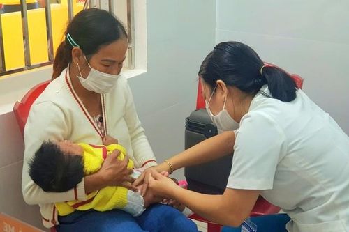 Huế triển khai chiến dịch tiêm vaccine phòng bệnh sởi, hoàn thành trước 31/3