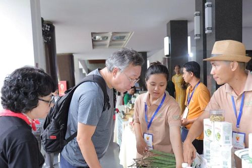 Nâng tầm thương hiệu Việt