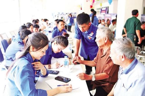 Tuổi trẻ Thủ đô nêu cao tinh thần xung kích của phong trào 'Ba sẵn sàng'