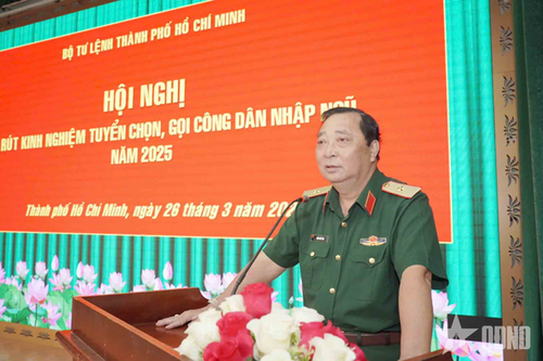 Bộ tư lệnh TP Hồ Chí Minh rút kinh nghiệm công tác tuyển quân năm 2025