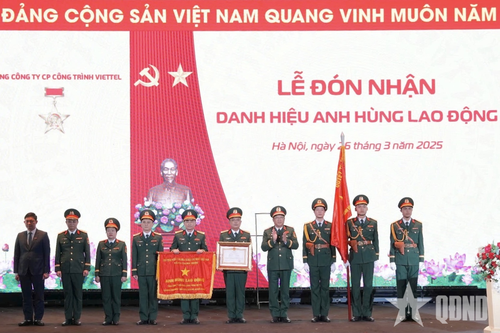 Tổng công ty Cổ phần Công trình Viettel đón nhận danh hiệu Anh hùng Lao động