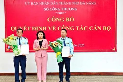 Công bố quyết định thành lập Chi cục QLTT Đà Nẵng