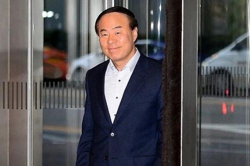 Ai điều hành Samsung sau khi CEO Han Jong Hee qua đời?