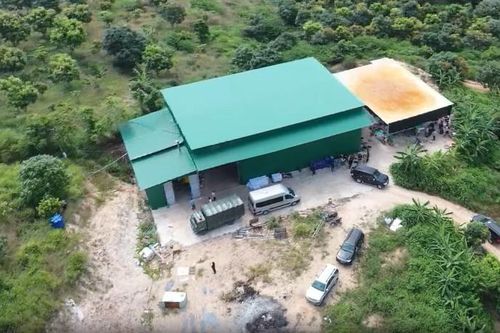 Có gì bên trong xưởng sản xuất ma túy lớn nhất vừa bị triệt phá?