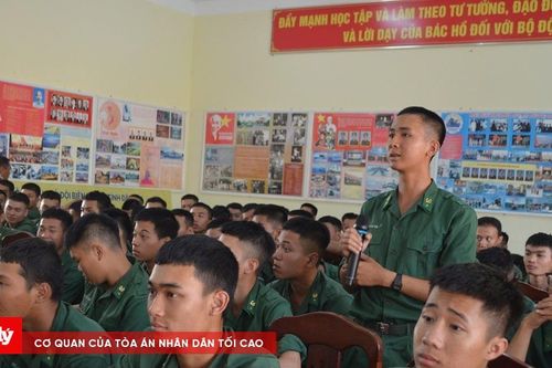 Bộ đội Biên phòng Đăk Lăk đối thoại và tuyên dương tuổi trẻ tiêu biểu