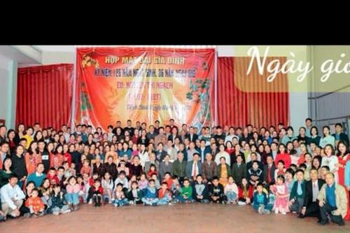 Đại gia đình ở Hải Dương có gần 500 người, ngày giỗ cụ làm hơn trăm mâm cỗ