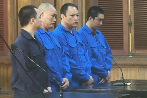 Băng giang hồ thu tiền bảo kê ở chợ đầu mối Bình Điền lãnh án