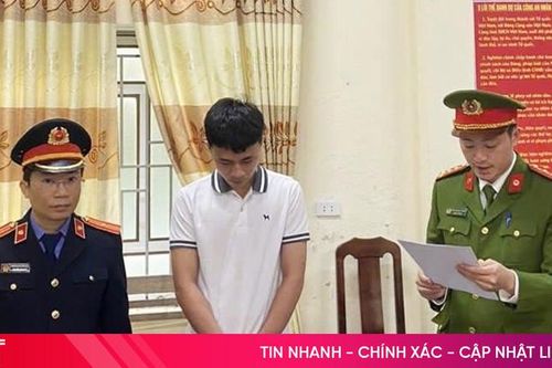 Khởi tố đối tượng dùng kéo đâm người khác bị thương