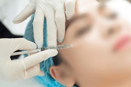 Cầu cứu bác sĩ sau khi chi hàng chục triệu đồng tiêm filler làm đẹp