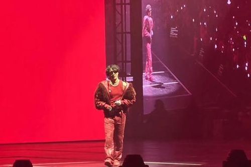 J-Hope bị quấy rối khi biểu diễn, fan phẫn nộ: 'Đây là hành động không thể chấp nhận được'