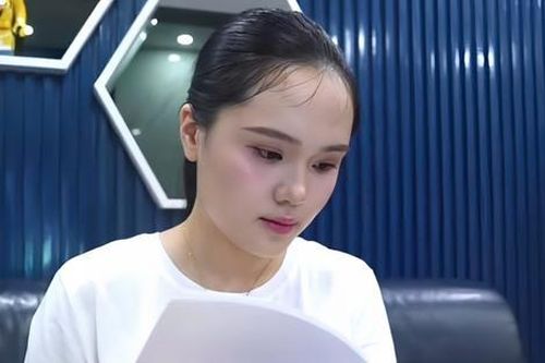 Vợ Duy Mạnh gặp rắc rối