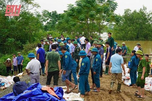Phát huy vai trò của lực lượng quản lý đê điều ở cơ sở