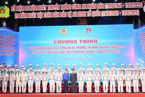 Trưởng công an xã nhiệt huyết, giàu lòng nhân ái
